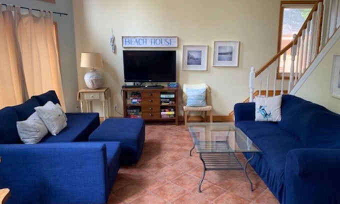 Grand Bend Cottage | Beach Chalet in Grand Bend