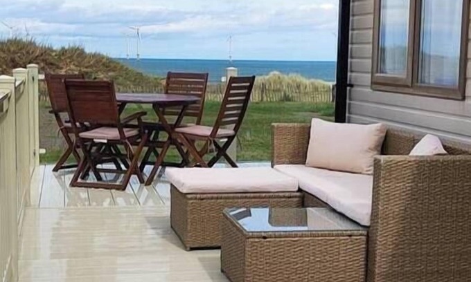 Redcar House | Beach Front Danbury Static Home