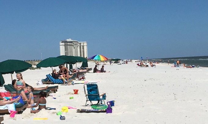 Fort Morgan Condo | BEACH FRONT Ft Morgan, 2BR, 2BA, huge balcony! Laundry in condo. New mattresses.