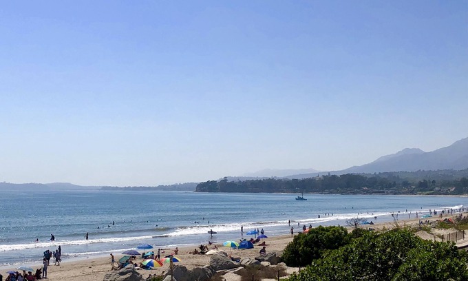 Carpinteria Apartment | Beach front Sea Loft in Santa Barbara. Weekly discounts. Best beach sunsets!