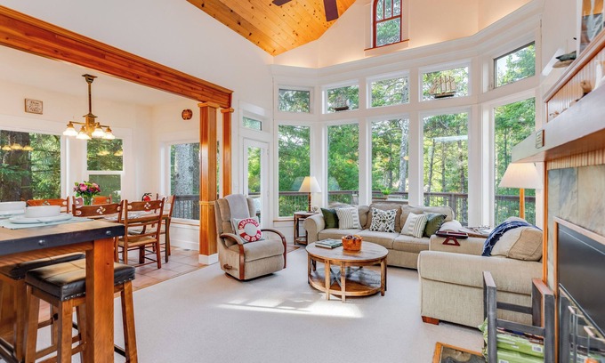 Neahkahnie Beach House | Beach home in the trees! Dog friendly, 3 bedroom, 3.5 bath home, blocks to the beach and town!