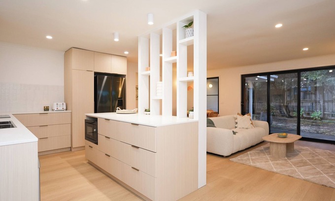 Capel Sound House | Beach House: Steps to Sand!