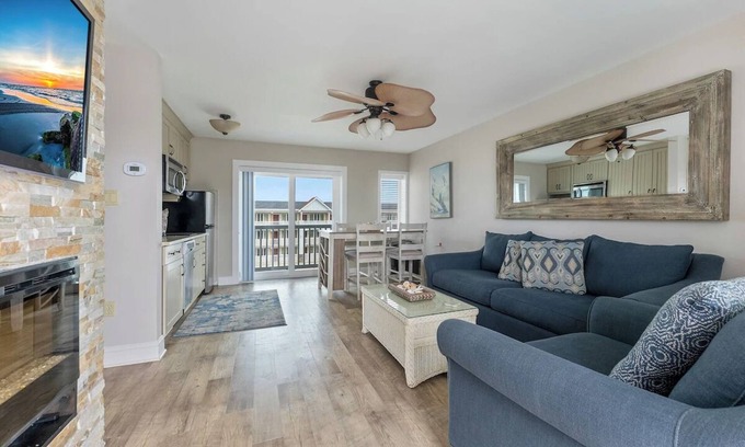 Avalon Resort | Beachcomber Resort 2bedroom/1bath Suite
