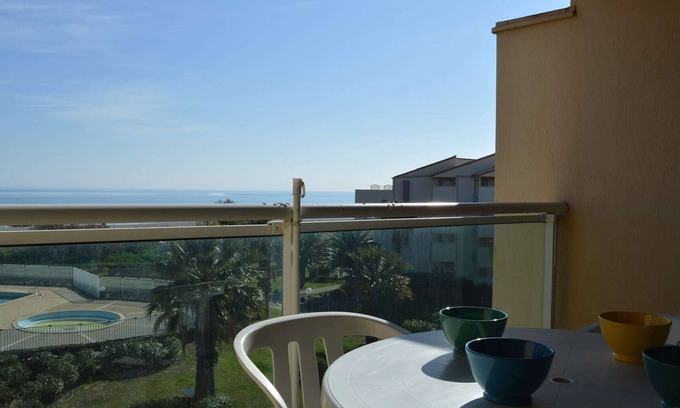 Saint-Cyprien Plage Apartment | Beachfront Apartment, 2 Bedrooms, Parking, Elevator, Pool, Sleeps 6