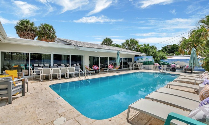 Harbor Beach House | Beachfront Bliss: 6 Bedroom Home with Heated Pool
