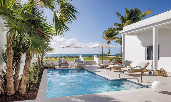 The Valley Resort | Beachfront Bliss: Luxurious 3BR Oasis Private Pool,Stunning Views,Butler Service