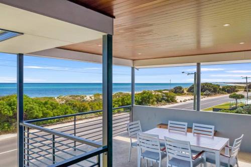 Wonnerup House | Beachfront Escape Busselton
