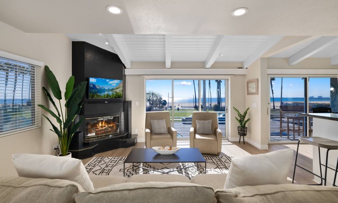 Old Towne Condo | Beachfront Getaway w/Breathtaking Ocean Views; Steps from Beach and Main Street