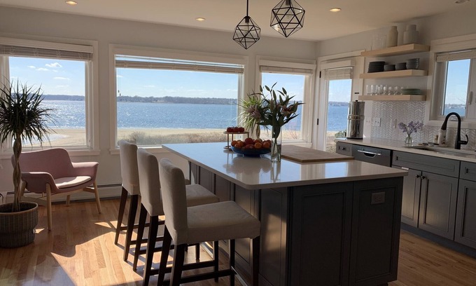 Riverside House | Beachfront, Incredible Views and Sunsets, Ping Pong Basement, Large Fenced Yard