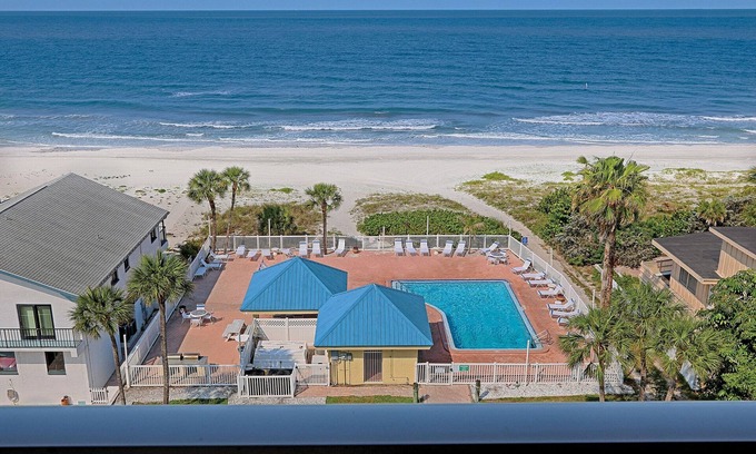 Redington Shores Condo | BeachFront Penthouse, Paradise found. Pet Friendly, 2nd condo avail see 1070120