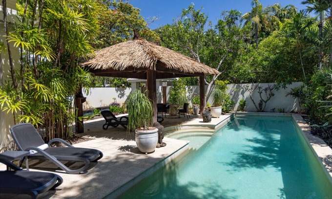 Oak Beach House | Beachfront Villa Bilawi At Oak Beach