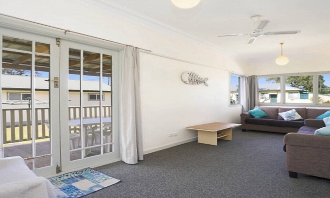 Ettalong Beach House | BEACHHOUSE BARRENJOEY - ETTALONG BEACH