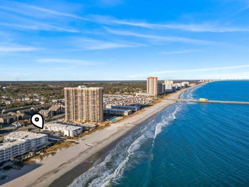 Myrtle Beach Apartment | Beachside 2 BR Condo - Stay for Good!