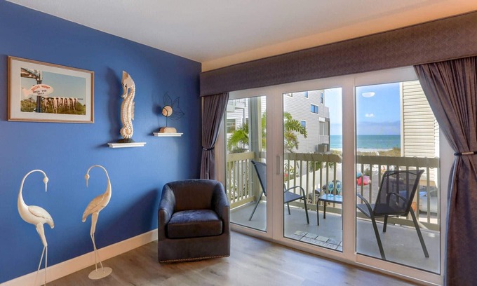 Indian Shores Condo | Beachside w/2 Balconies, FREE Activities Included! Free Parking, Grill, Beach Gear ~ 1 Pipers Nest