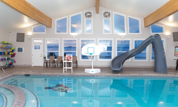 Montpelier House | Bear Lake Gathering House- PRIVATE pool! Sleeps 30+, pets with approval!