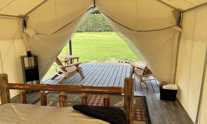 Marion RV Rental | Bear Paw Glamper