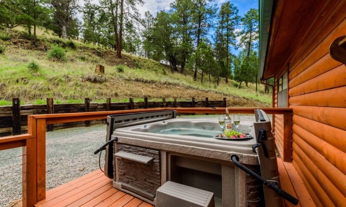 Ruidoso Apartment | Bears Gone Fishing- Hot Tub, Decks, Near Trails