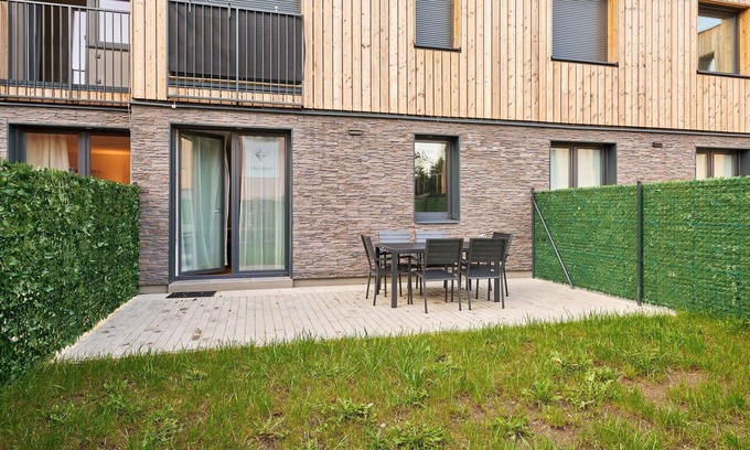Svoboda nad Upou Apartment | Beautiful apartment for 4 guests with WIFI, TV, terrace and parking