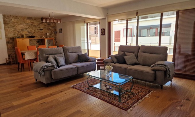 Sant Feliu de Guixols Apartment | BEAUTIFUL FLAT in the CENTER at two minutes walking distance to the BEACH.