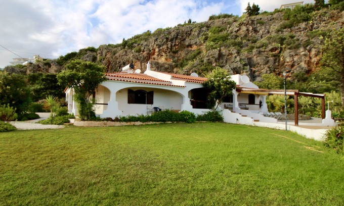 Cerro de Aguia Villa | Beautiful 10 people villa with pool on one of the most beautiful places in Albufeira