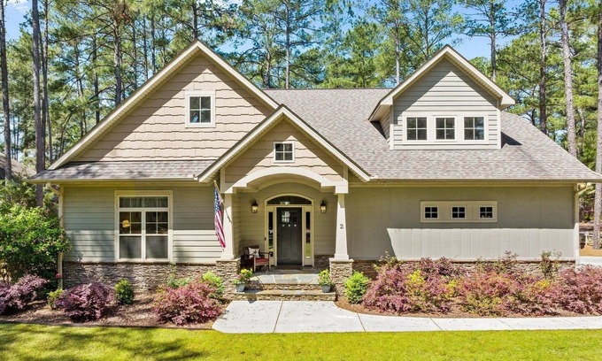 Pinehurst House | Beautiful 4-bedroom Pinehurst home - US Open Players' rental, now ready for you!