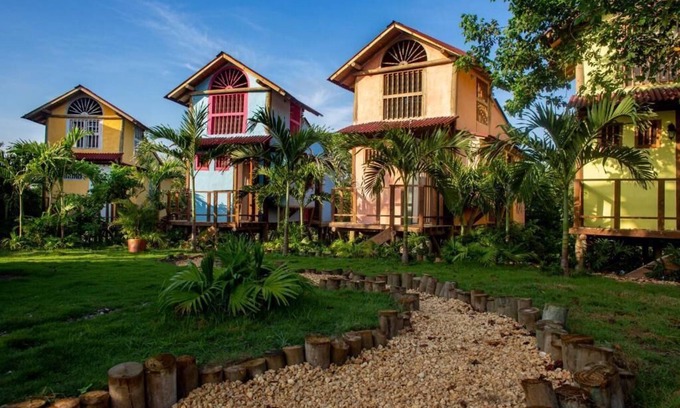 Zona Norte Hotel | Beautiful and spacious villas with garden view Tierra Bomba Cartagena