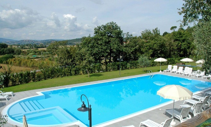 Popoltaio-Schiacciato Villa | Beautiful apartment in villa for 8 people with WIFI, pool, A/C, TV and patio