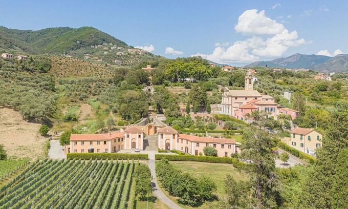 Sestri Levante Villa | Beautiful apartment in villa for 4 people with WIFI and TV