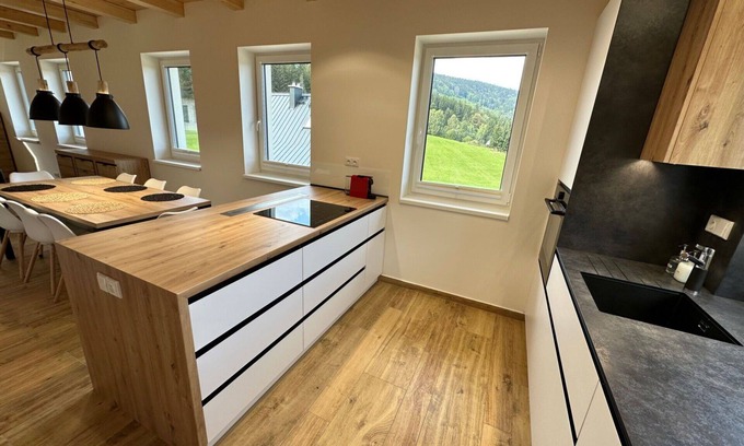 Smrzovka Apartment | Beautiful apartment for 8 people with WIFI, TV, terrace and parking