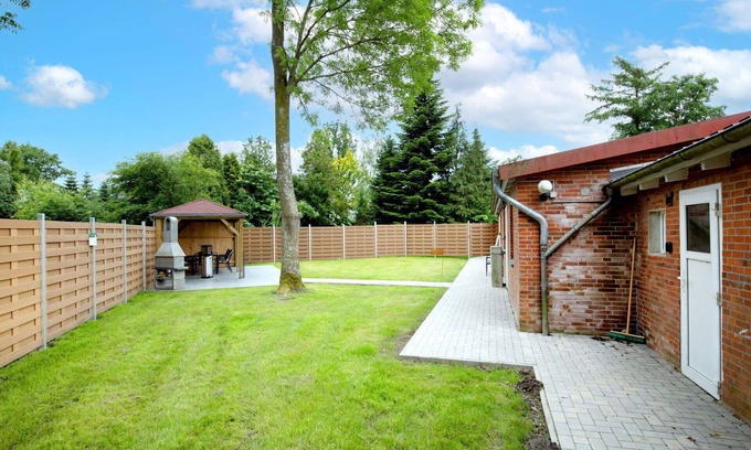 Oberndorf Apartment | Beautiful apartment for 6 people with WIFI, TV, patio and parking