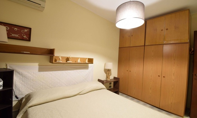 Fertilia Apartment | Beautiful apartment for 6 people with A/C, TV and pets allowed