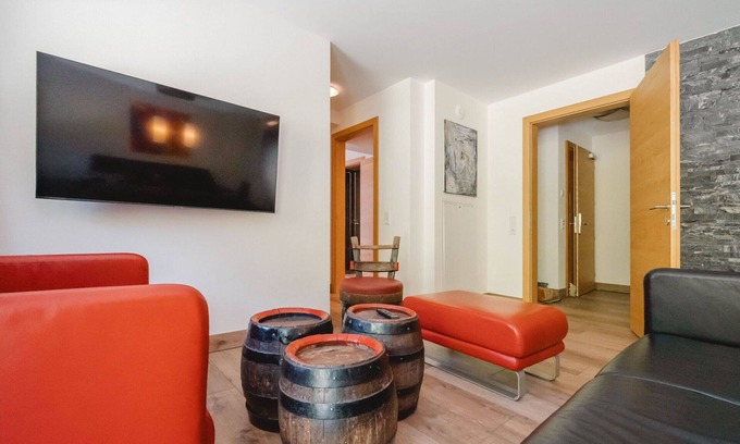 Saalbach-Hinterglemm Apartment | Beautiful apartment for 8 guests with WIFI, TV, terrace and panoramic view