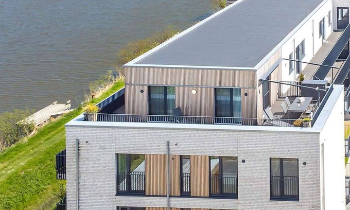 Nordstrand Apartment | Beautiful apartment for 4 people with WIFI, TV, balcony and pets allowed