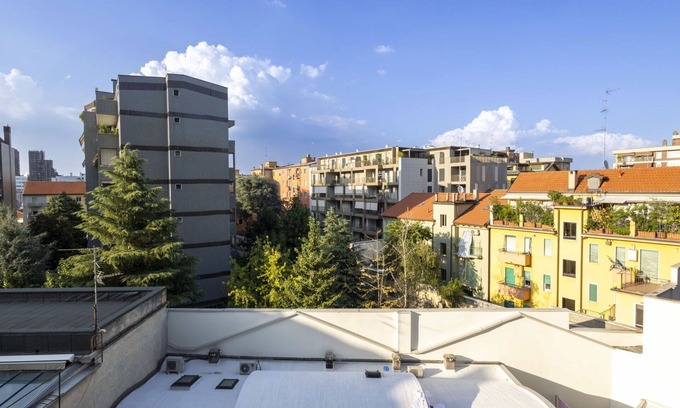 Bovisa Apartment | Beautiful apartment for 3 people with WIFI, A/C, TV and balcony