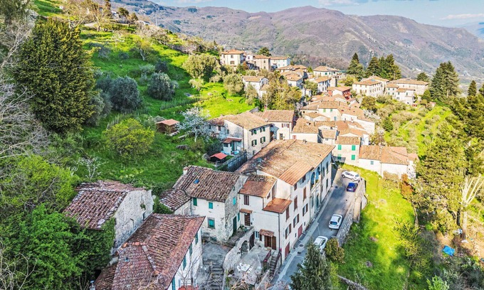 Gello Apartment | Beautiful apartment for 4 guests with WIFI, TV, terrace and pets allowed