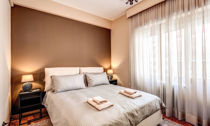 Quartiere XIII Aurelio Apartment | Beautiful apartment near San Pietro. Comfortable, silent, WI-FI, accessories.