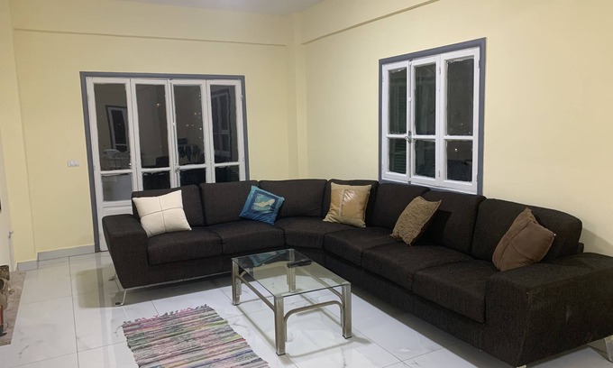 Forn El Chebbak Apartment | Beautiful app