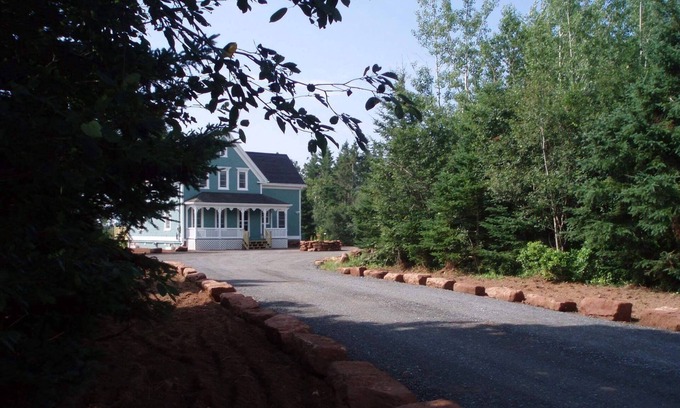 Guernsey Cove House | Beautiful, century old oceanfront home.