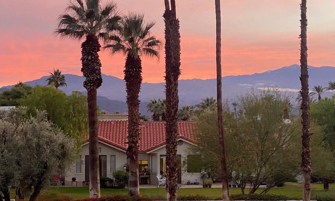 Palm Desert Condo | Beautiful, Convenient, and Affordable. Desert Falls CC Vacation.