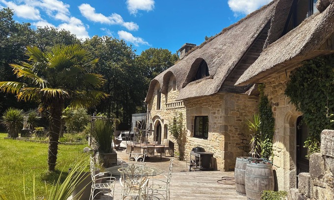 Carnac Villa | Beautiful cottage with Spa, Pets welcome