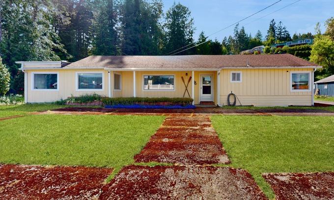 Hoodsport House | Beautiful Escape on Hood Canal – Serene Getaway in Hoodsport