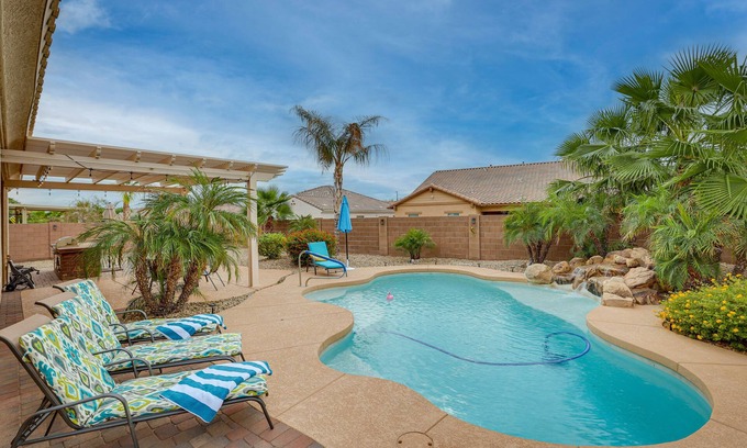Canyon Trails House | Beautiful Goodyear Home w/Pool & Gas Grill!