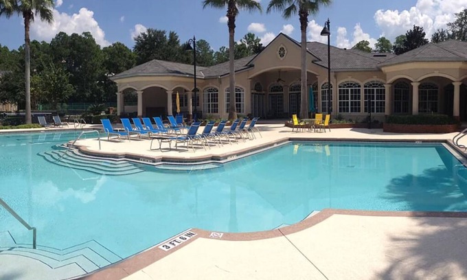 Southside Condo | BEAUTIFUL GROUND FLOOR CONDO 10 MINUTES FROM BEAUTIFUL BEACHES