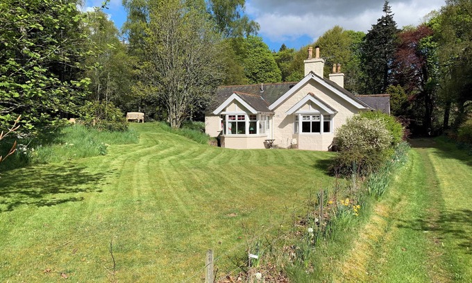 Aboyne Cottage | Beautiful highland cottage, perfect for walkers, fishers and nature enjoyers!