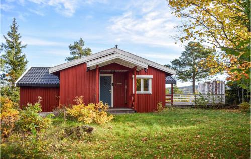 Royken House | Beautiful Home In Åros With Kitchen