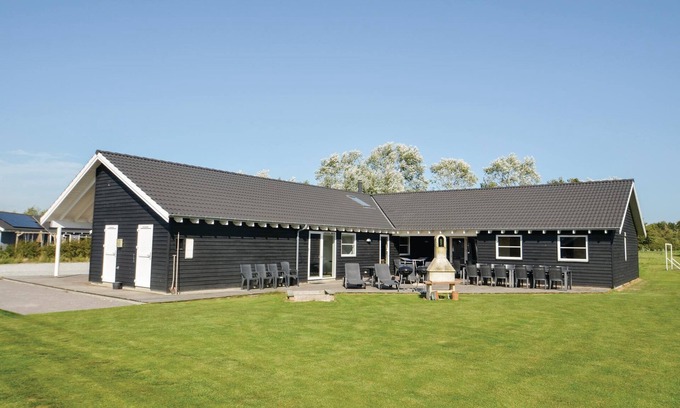 Idestrup House | Beautiful home in Idestrup with kitchen