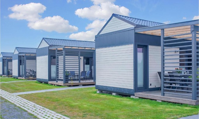 Postomino House | Beautiful Home In Jezierzany With Sauna
