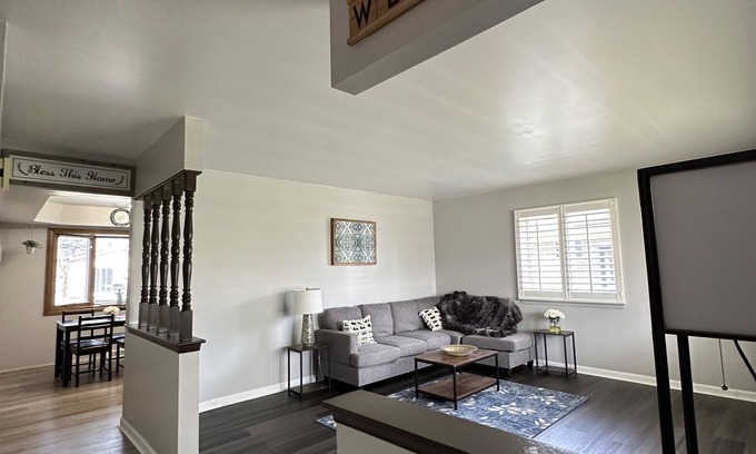 Sterling Heights House | Beautiful home in metro Detroit area with Gameroom 4BD