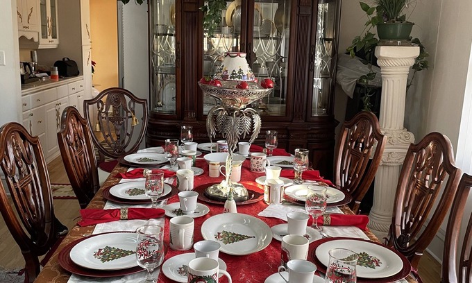 Southeast Raleigh House | BEAUTIFUL LUXURY 3 Acre Waterfront Property!