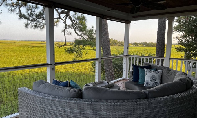 Isle of Palms House | Beautiful Marsh & Golf view. Walking distance to the beach & Conference Center.